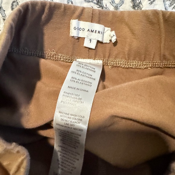 GOOD AMERICAN | essential lounge leggings - Picture 7 of 11